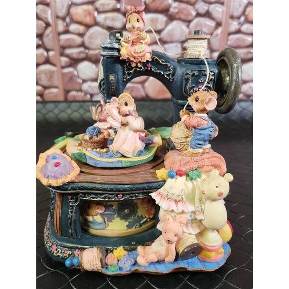 Music Box Sewing Machine Mice - Picture 1 of 10